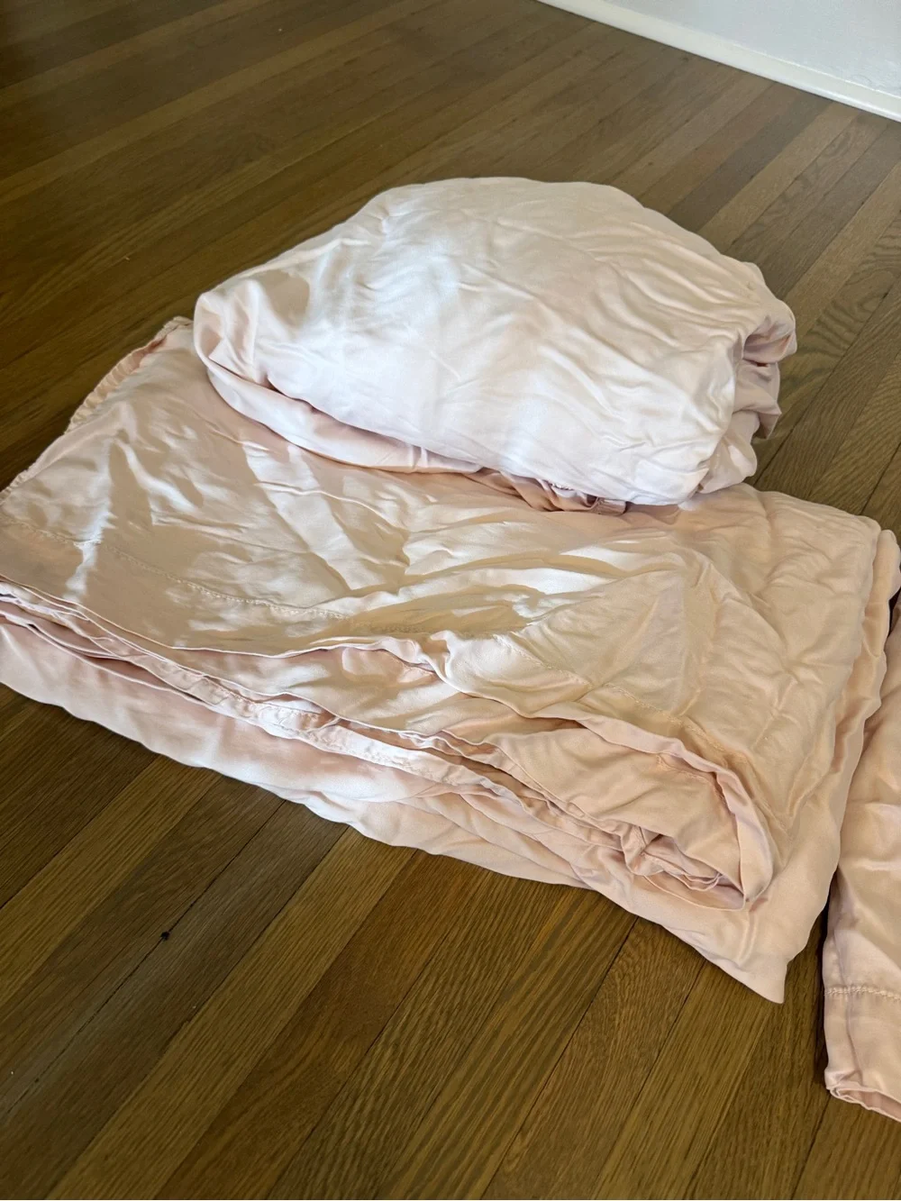 West Elm Queen Size Tencel Sheet Set